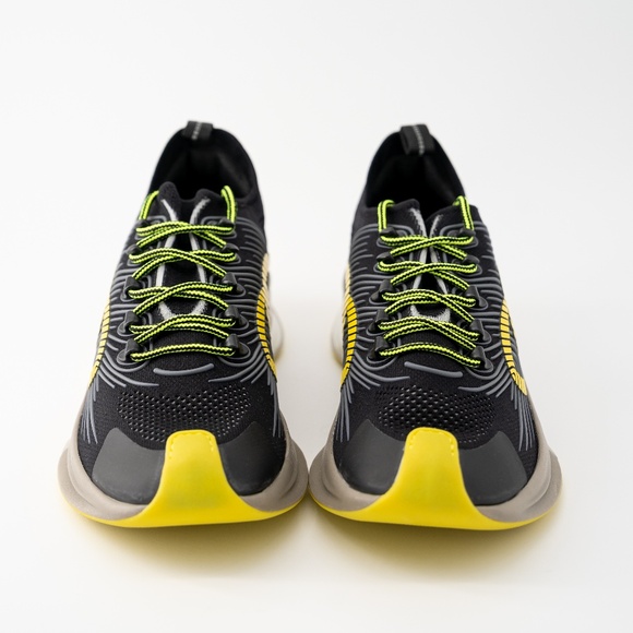 Size 13G 13.5 US - Gucci Run Sneaker Black Yellow Green main image 10